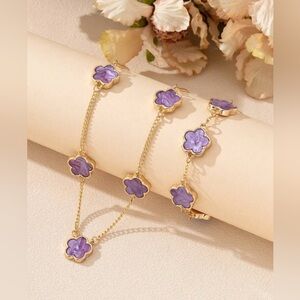 NWT Sweet & Elegant LuckyClover Pendant Women's Necklace